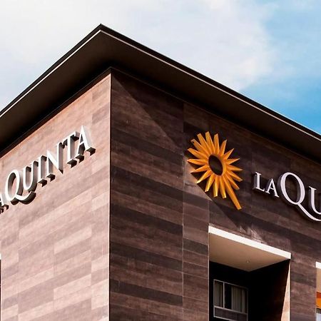 La Quinta Inn & Suites By Wyndham Sulphur Lake Charles Exterior photo